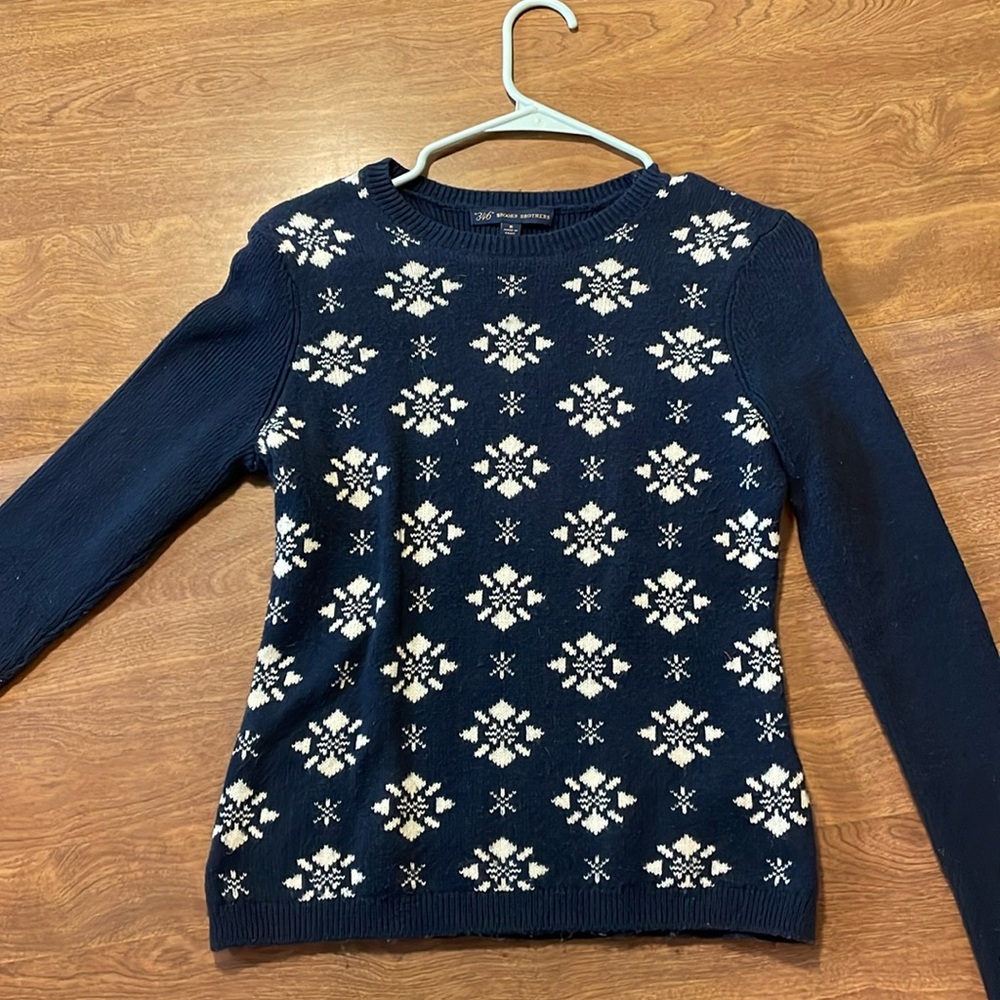 SNOW FLAKE SWEATER